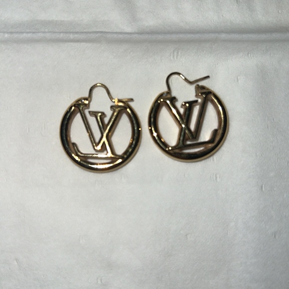 Louis Vuitton Louise PM Earrings - Picture 6 of 8